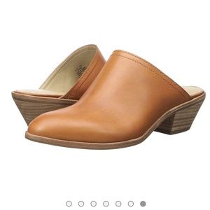 G.H. Bass Nikki Leather Mules